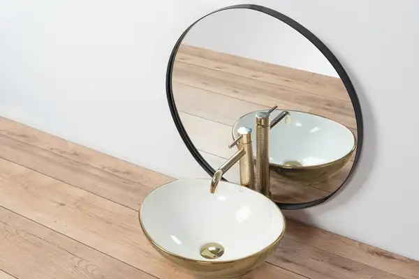 Смеситель для раковины (умывальника) REA GUSTO ONE LIGHT GOLD черный высокий (REA-B8405) Смеситель для раковины (умывальника) REA GUSTO ONE LIGHT GOLD черный высокий (REA-B8405)