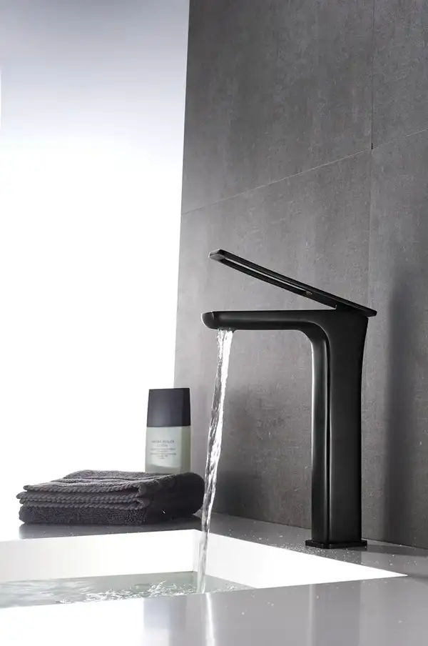 Смеситель для раковины (умывальника) REA SOHO BLACK HIGH черный высокий (REA-B8601) Смеситель для раковины (умывальника) REA SOHO BLACK HIGH черный высокий (REA-B8601)