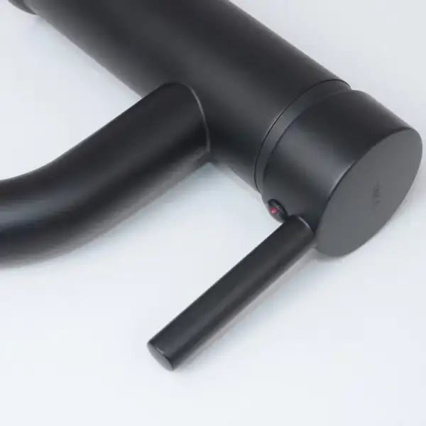 Змішувач для раковины (умивальника) Yoka SPA 24 BLACK черный низький (BU.SPA 24 BLK) Змішувач для раковины (умивальника) Yoka SPA 24 BLACK черный низький (BU.SPA 24 BLK)