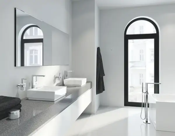 Grohe Plus Змішувач для ванни, підлоговий, хром (23846003) Grohe Plus Змішувач для ванни, підлоговий, хром (23846003)
