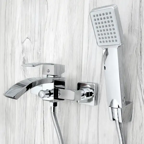 Смеситель для ванны и душа REA ENZO хром (REA-B0223)