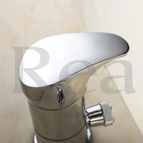 Смеситель для ванны REA RIVEN CHROM хром на борт ванны (REA-B0457) Смеситель для ванны REA RIVEN CHROM хром на борт ванны (REA-B0457)