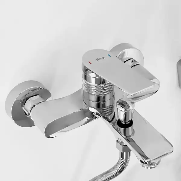 Змішувач для ванни REA VIRAL CHROM настінний хром (REA-B2021) Змішувач для ванни REA VIRAL CHROM настінний хром (REA-B2021)