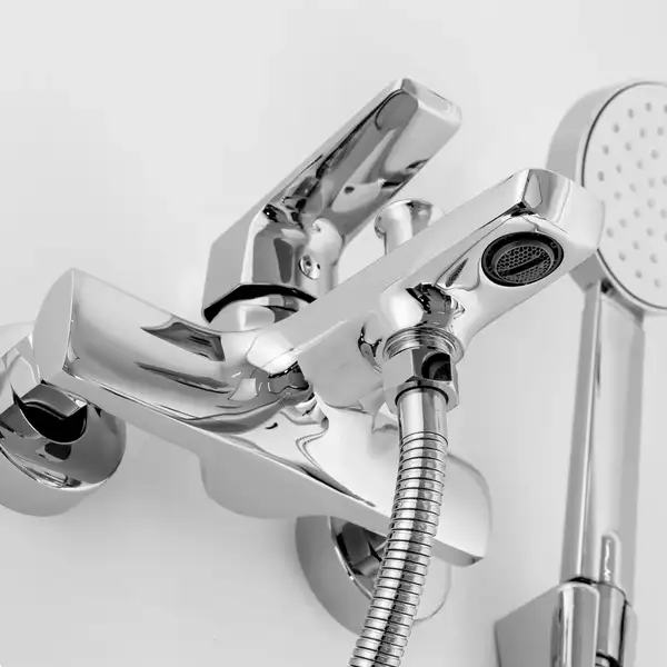 Змішувач для ванни REA RUSEL CHROME настінний хром (REA-B2032)