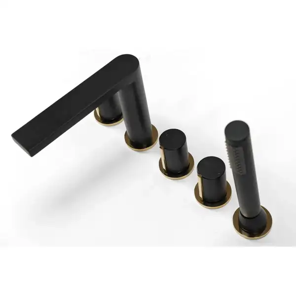 Смеситель для ванны REA ICON BLACK MATT черный на борт ванны (REA-B3622) Смеситель для ванны REA ICON BLACK MATT черный на борт ванны (REA-B3622)