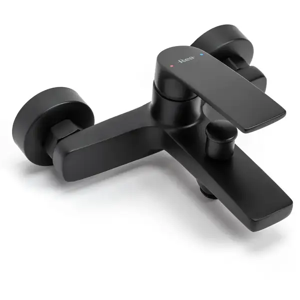 Rea LUPPO Смеситель для ванны и душа, черный матовый (REA-B5770) Rea LUPPO Смеситель для ванны и душа, черный матовый (REA-B5770)